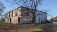 Aussenansicht von vorne - GEWERBEHALLE MIT BÜROETAGE