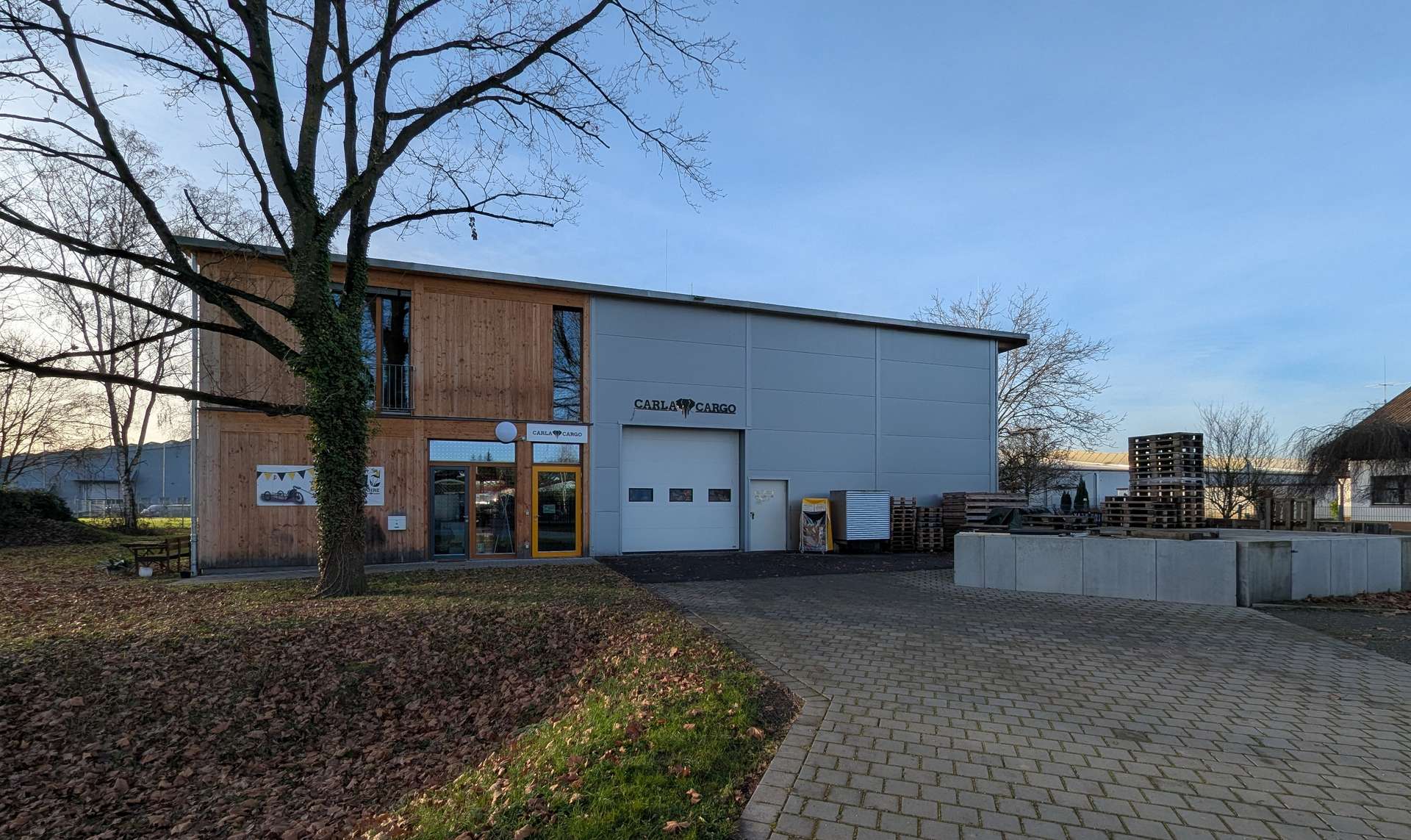 Ansicht Zufahrt/Rampe